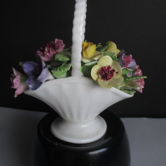 Vtg. Royal Adderley Floral Arrangement - Picture 2 of 4